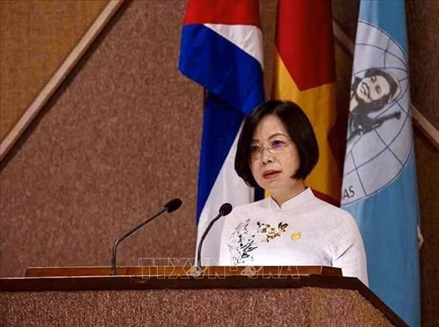 La directrice générale de l'Agence vietnamienne d’Information (VNA), Vu Viêt Trang au séminaire. Photo : VNA.