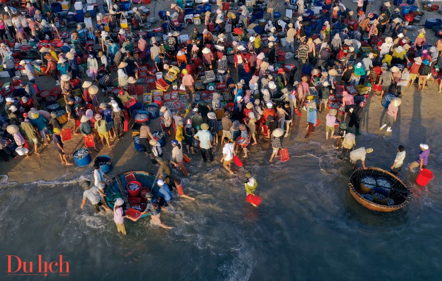 Le marché aux poissons de Tam Tien à Quang Nam ảnh 9