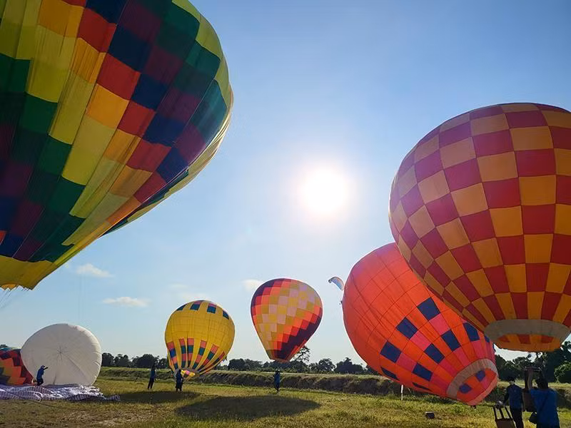 Avec une vingtaine de montgolfières en tous genres, il s’agit du premier Festival de montgolfières à grande échelle dans la région du Sud-Ouest.