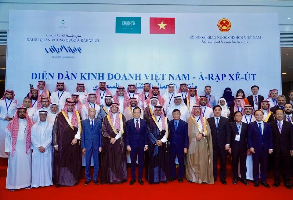 Le Forum des affaires Vietnam-Arabie Saoudite, le 11 septembre. Photo : baoquocte.vn Le Forum des affaires Vietnam-Arabie Saoudite, le 11 septembre. Photo : baoquocte.vn