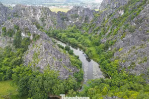[Photos] Thanh Hoa : 29 montagnes forment une spectaculaire configuration en « dragon et tigre »