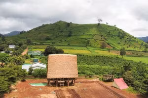 La maison rông du village de Ia Gri se trouve au pied du volcan Chu Đang Ya, dans la commune de Bien Ho. Photo : baogialai.