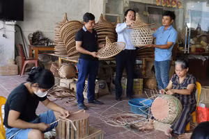 Les villages de métiers traditionnels, moteurs de l’économie rurale à Phu Nghia