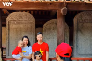 Fête nationale vietnamienne : forte affluence dans les sites historiques et culturels de Hanoi