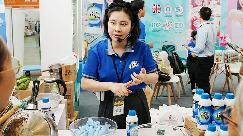How E-Commerce is Replacing Traditional Supermarkets in Vietnam - News Directory 3