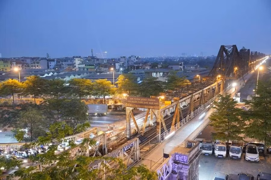 Le pont Long Bien est un vestige historique de la capitale. Photo : Xinhua. Le pont Long Bien est un vestige historique de la capitale. Photo : Xinhua.