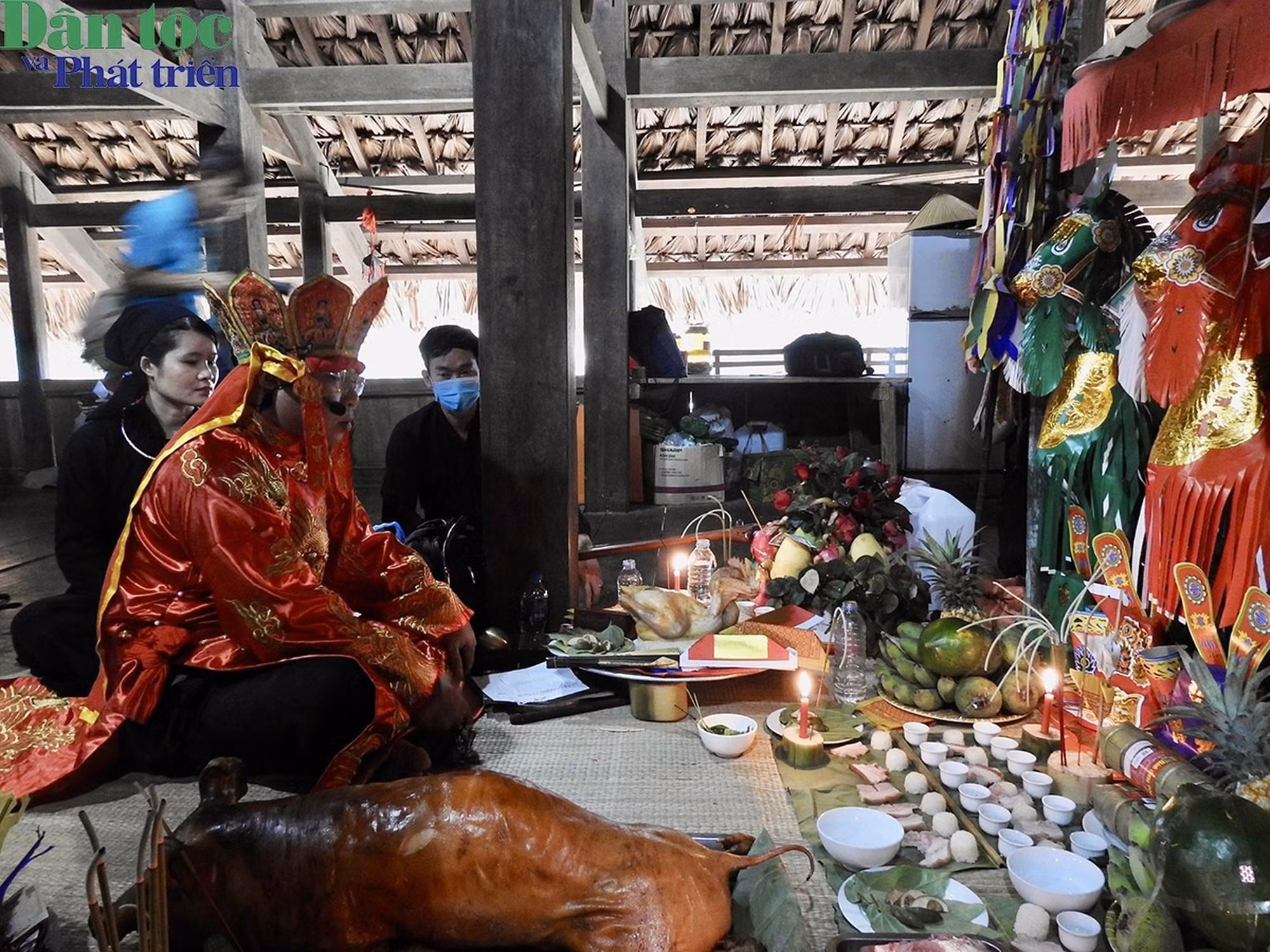 Cérémonie de prière pour la paix des Tày. Photo : Journal Dân tộc và phát triển.