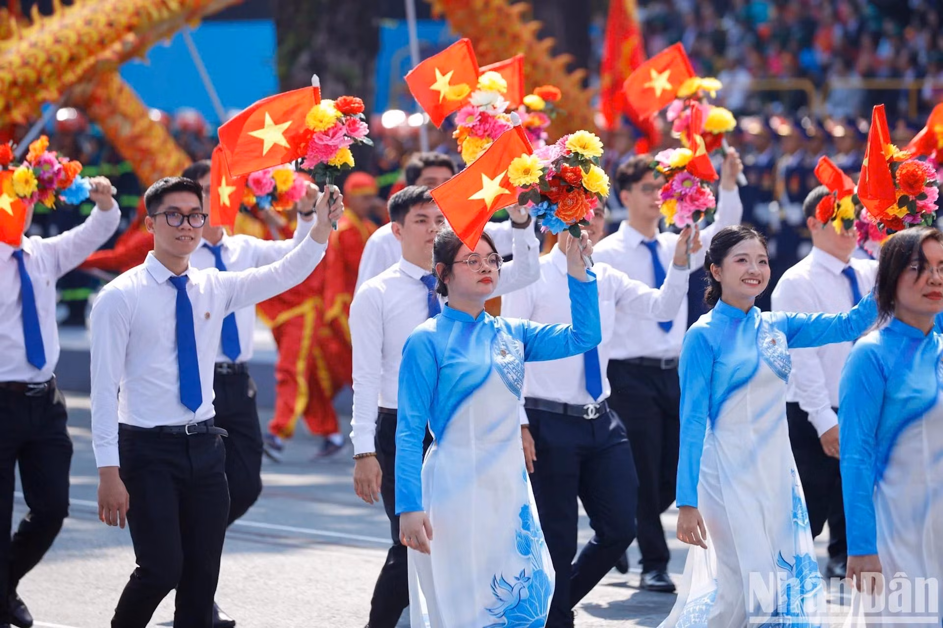 Le bloc des enfants et de la jeunesse du Vietnam symbolise l’avenir de la nation, une force clé dans l’édification, la protection et le développement du pays.