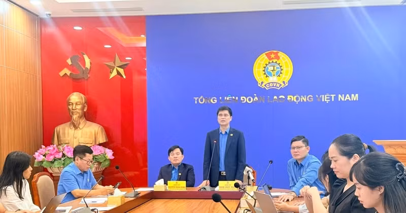 Conférence de presse consacrée au XIVe Congrès des syndicats vietnamiens pour le mandat 2026-2031. Photo: VNA