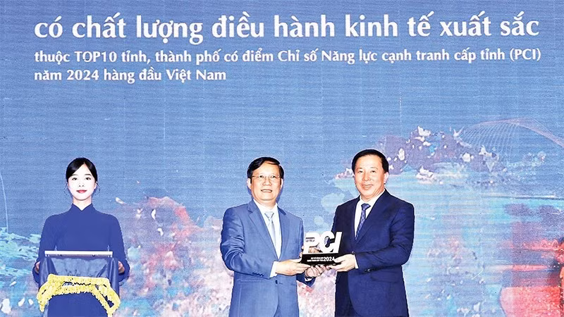 Long An s’est hissée dans le top 10 des provinces et villes les plus compétitives du Vietnam selon le classement PCI 2024. Photo : NDEL.