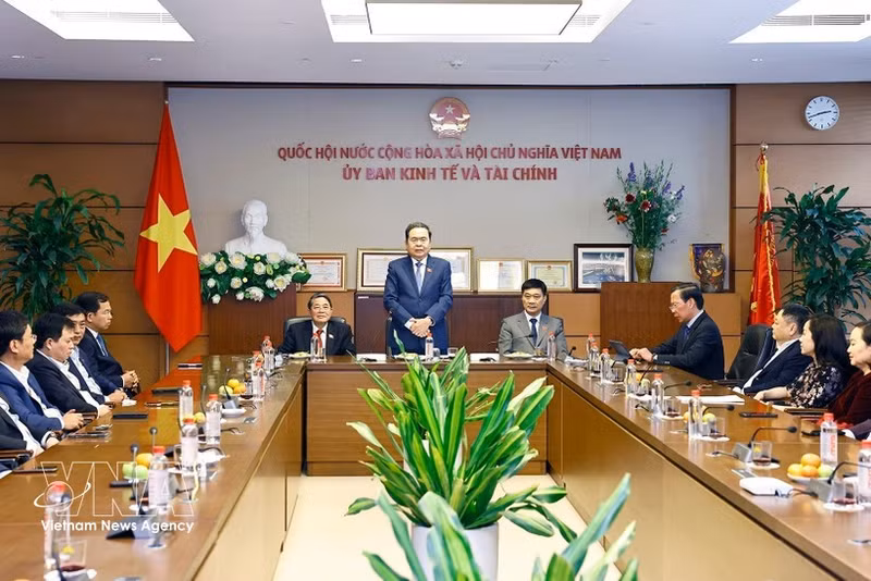 Le président de l’Assemblée nationale (AN) Trân Thanh Mân lors de la rencontre. Photo : VNA.