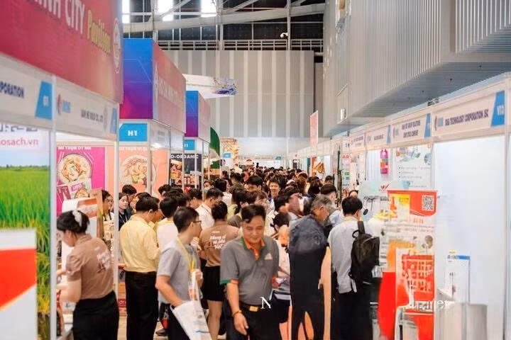 Le Vietnam International Sourcing 2026 renforce ses liens pour aider les entreprises vietnamiennes à accéder aux chaînes d'approvisionnement mondiales. Photo : Ministère de l'Industrie et du Commerce.