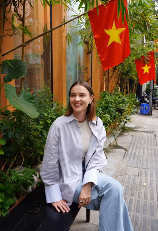 Iryna Yang, la jeune Biélorusse qui considère le Vietnam comme sa deuxième patrie. Photo : thoidai.com.vn