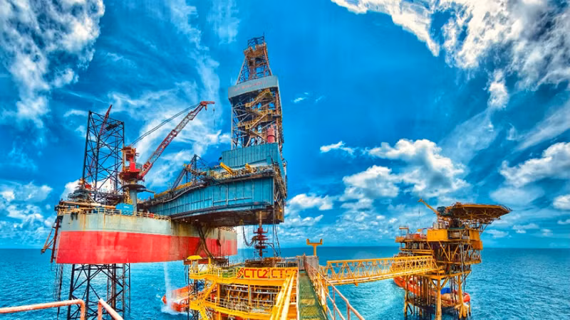 Plateforme pétrolière offshore de Petrovietnam. Photo : NDEL.