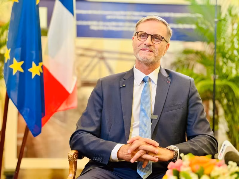 L’ambassadeur de France au Vietnam, Olivier Brochet. Photo: VNA