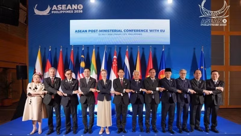 La délégation vietnamienne a participé à la réunion des ministres des Affaires étrangères de l'ASEAN et de l'Union européenne. Photo : NDEL.