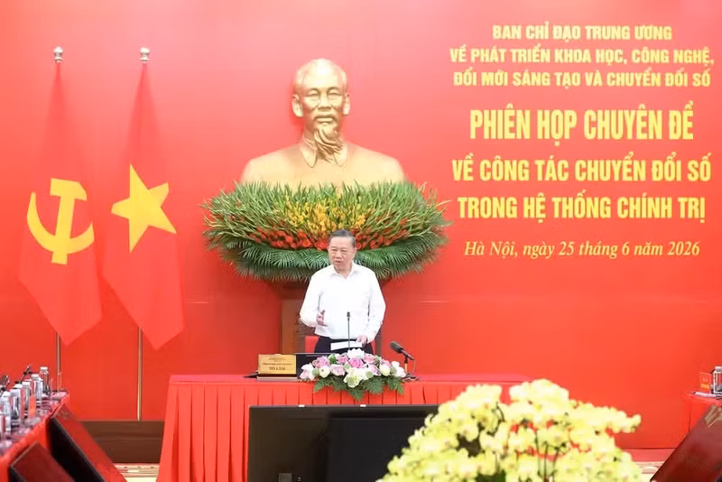 Le secrétaire général du Parti communiste vietnamien et président de la République, To Lam prend la parole. Photo : NDEL.