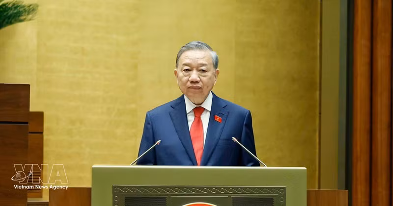 Le secrétaire général et président To Lam prend son allocution d’investiture. Photo : VNA. 