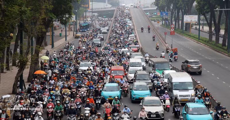 Hanoï et Hô Chi Minh-Ville contrôleront les émissions des motos à partir du 1er juillet 2027. Photo : VNA. 