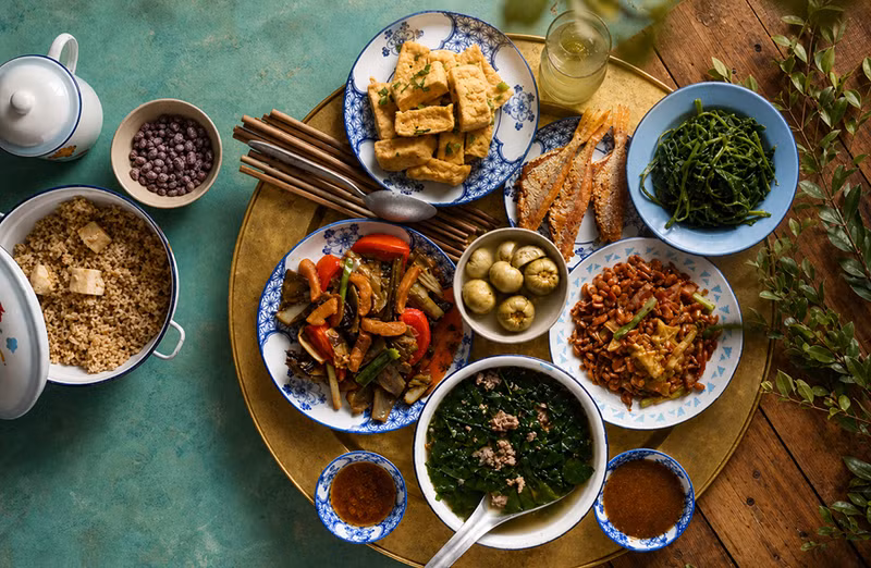 Pour de nombreux visiteurs étrangers, chaque plat vietnamien reflète une part de l’identité culturelle locale.