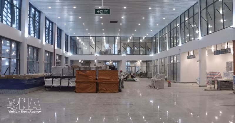 Les travaux du terminal de l'aéroport de Ca Mau sont quasiment terminés. Photo : VNA. 