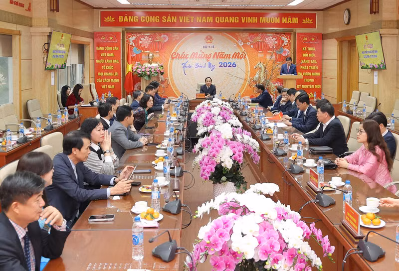 toan-canh.jpg
