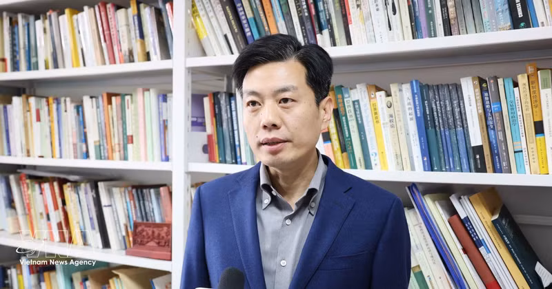Le professeur Cui Shoujun, de l’École d’études internationales de l’Université Renmin de Chine. Photo: VNA 