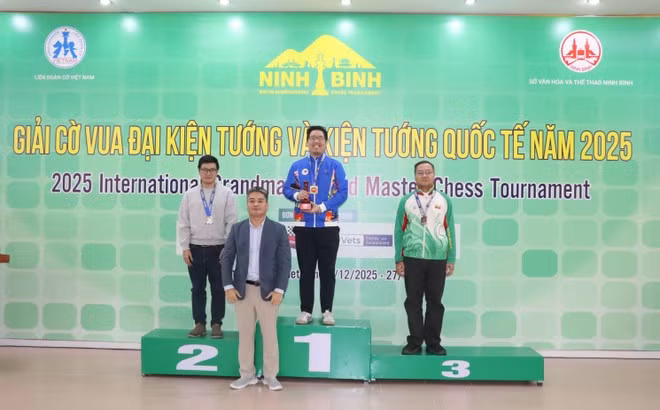 Chez les Maîtres, la victoire finale est revenue au joueur philippin Garcia Jan Emmanuel. Le Vietnamien Nguyên Van Hai s’est classé deuxième, tandis que le Birman Wynn Zaw Htun a décroché la médaille de bronze. Photo : VNA.