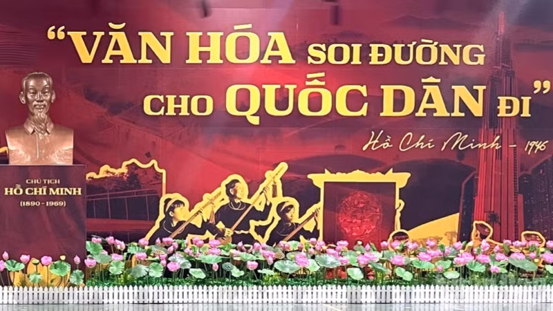 Les 26 et 27 décembre prochains, le Centre des conférences national de Hanoï accueillera une exposition intitulée « Réalisations socio-économiques du pays après 40 ans de Renouveau, en particulier pour la période 2021‑2025 ».