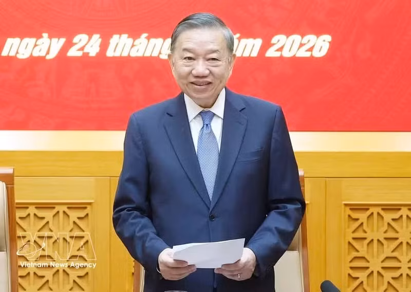 Le secrétaire général du Parti et président de la République To Lam s'exprime lors de la deuxième conférence de la Commission militaire centrale du mandat 2025-2030. Photo: VNA