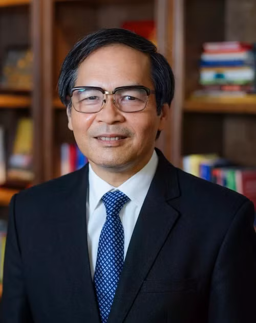 Dr To Hoai Nam, vice-président permanent et secrétaire général de l’Association vietnamienne des petites et moyennes entreprises