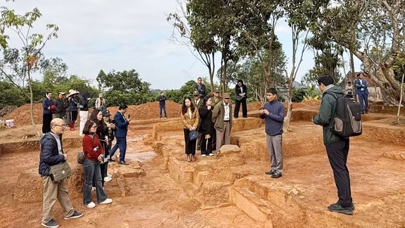 Zone de fouilles sur le site de la pagode Hoanh Mo, commune de Lang Giang, province de Bac Ninh. Photo : nhandan.vn