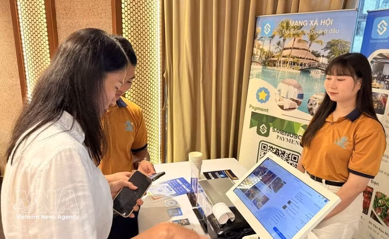 Les technologies numériques au service de la culture et du tourisme à Hô Chi Minh-Ville. Photo : VNA