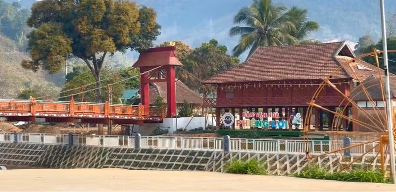 hau-het-cac-ho-dan-o-phieng-loi-deu-o-nha-san-truyen-thong.jpg