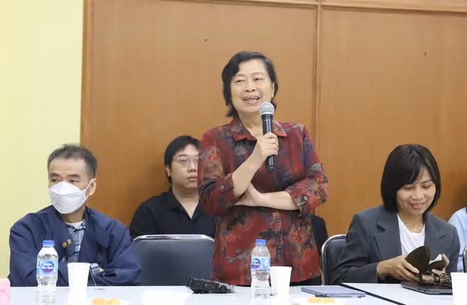 La professeure Nguyên Thi Kim Oanh de l'Institut de Technologie d'Asie s'exprime à la rencontre. Photo: VNA