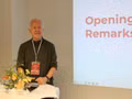Ivo Sieber, ancien ambassadeur de Suisse au Vietnam et actuellement membre du Forum économique Suisse-Vietnam (SVEF), prend la parole lors d’un événement à Zurich. Photo : VNA.