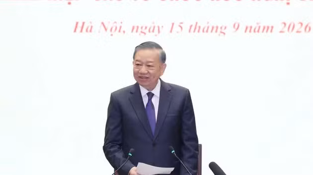 Le secrétaire général du Parti et président de la République, To Lam, lors de la rencontre des membres du Comité exécutif de l’Union des organisations d’amitié du Vietnam (UOAV) pour le 7e mandat (2026-2031). Photo : VNA.