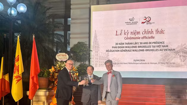 Une cérémonie célébrant les 30 ans de présence de la Délégation générale Wallonie-Bruxelles au Vietnam s’est tenue le 25 septembre au soir à Hanoï. Photo : XD.
