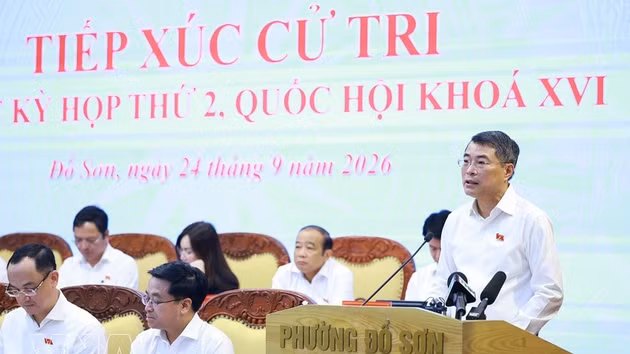 Le Premier ministre Le Minh Hung s'exprime. Photo : VNA.