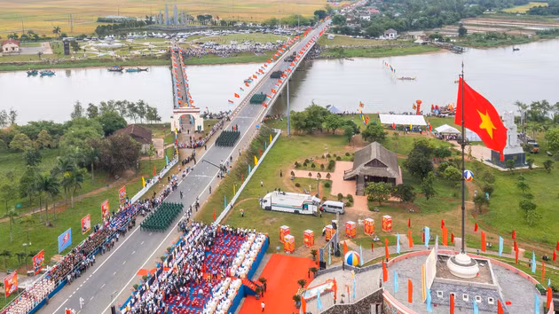 Le site historique national de rang spécial des deux rives de Hien Luong-Ben Hai. Photo : baoquangtri.