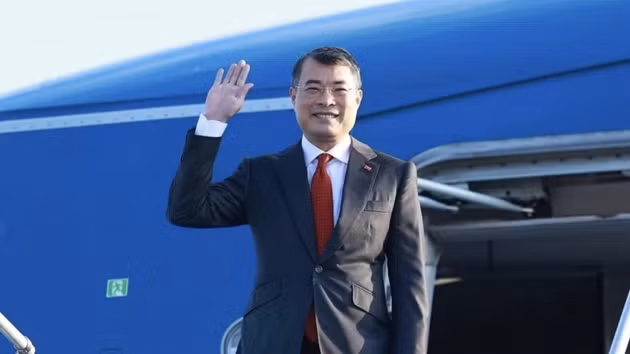Le Premier ministre Le Minh Hung quitte Hanoï pour participer au 18ᵉ Sommet des BRICS et effectuer des travaux bilatéraux en Inde. Photo : Duong Giang/AVI