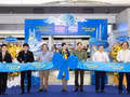 Les délégués lors de la cérémonie d’inauguration de la liaison aérienne. Photo: baodautu.vn