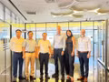 L’ambassadeur du Vietnam en Israël, Nguyen Ky Son (3e à partir de la gauche), et le professeur Yuval Elovici (3e à partir de la droite), directeur du Centre de recherche en cybersécurité de l’Université Ben-Gourion du Néguev (BGU), posent pour une photo commémorative. Photo : VNA.