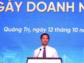 M. Vuong Quoc Tuan, membre du Comité central du Parti et secrétaire du Comité provincial du Parti de Quang Tri, prend la parole lors de la rencontre. (Photo : HG/NDEL)