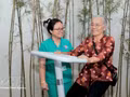Ces dernières années, le Vietnam en général et Hanoï en particulier ont mis en œuvre de nombreuses politiques en faveur des personnes âgées. Photo : VNA.