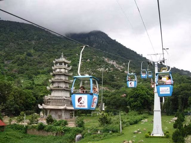 Le Vietnam a dix destinations touristiques équipées de téléphériques ảnh 5