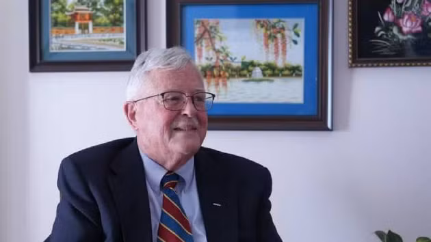 Le professeur Carl Thayer, de l’Académie des forces de défense australiennes de l’Université de Nouvelle-Galles du Sud. Photo : VNA.