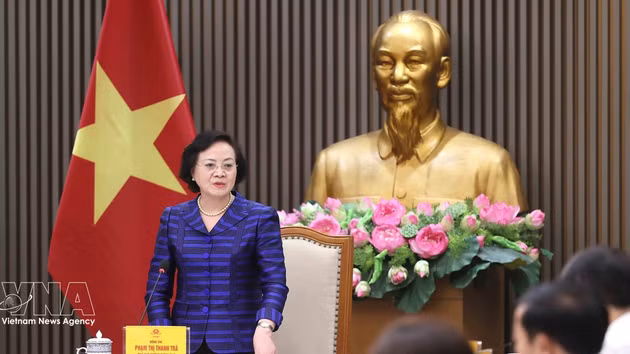 La vice-Première ministre Pham Thi Thanh Tra, cheffe du Groupe de travail interministériel sur la diplomatie et l’intégration internationale dans les domaines culturel, social, éducatif et de la formation, a présidé le 22 octobre après-midi, à Hanoï, la première réunion. Photo : VNA.