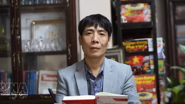 Le Dr Dang Vu Canh Linh, directeur adjoint de l'Institut de formation des cadres et de recherche scientifique relevant du Comité central du Front de la Patrie du Vietnam. Photo : VNA.