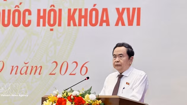 Le président de l’Assemblée nationale (AN) Tran Thanh Man à la première conférence des députés à plein temps de la 16e législature, tenue le 28 septembre à Hanoï. Photo : VNA. 
